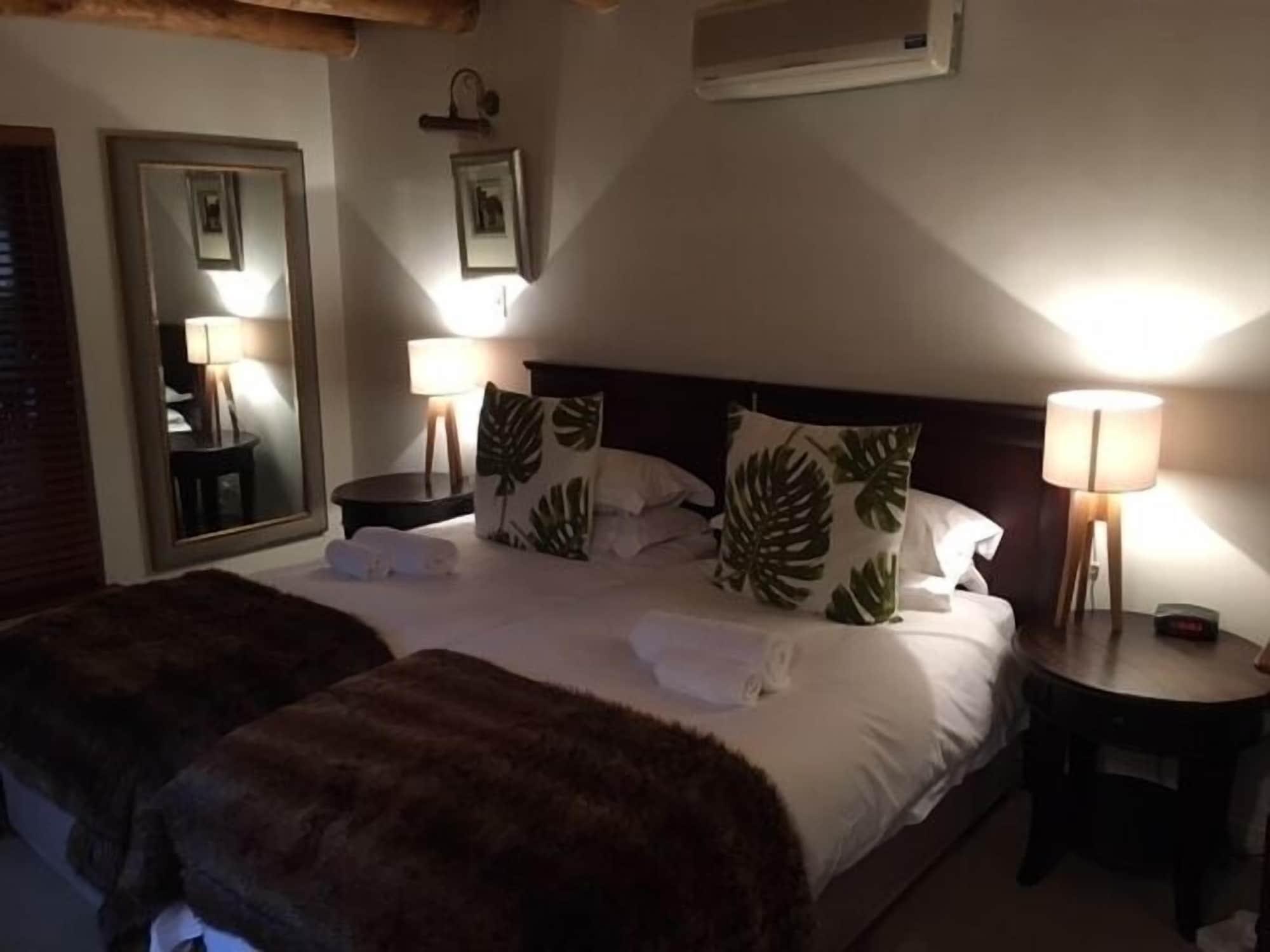 סטלנבוש Roosenwijn Guesthouse מראה חיצוני תמונה
