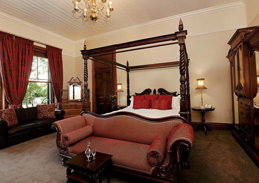 סטלנבוש Roosenwijn Guesthouse מראה חיצוני תמונה