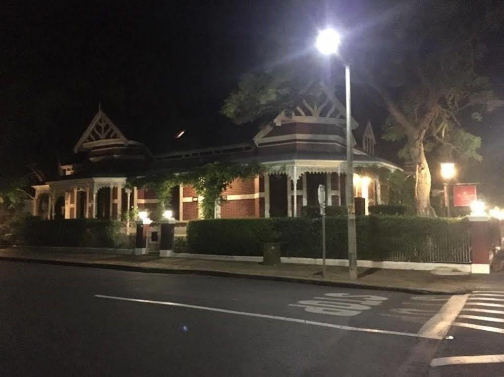 סטלנבוש Roosenwijn Guesthouse מראה חיצוני תמונה