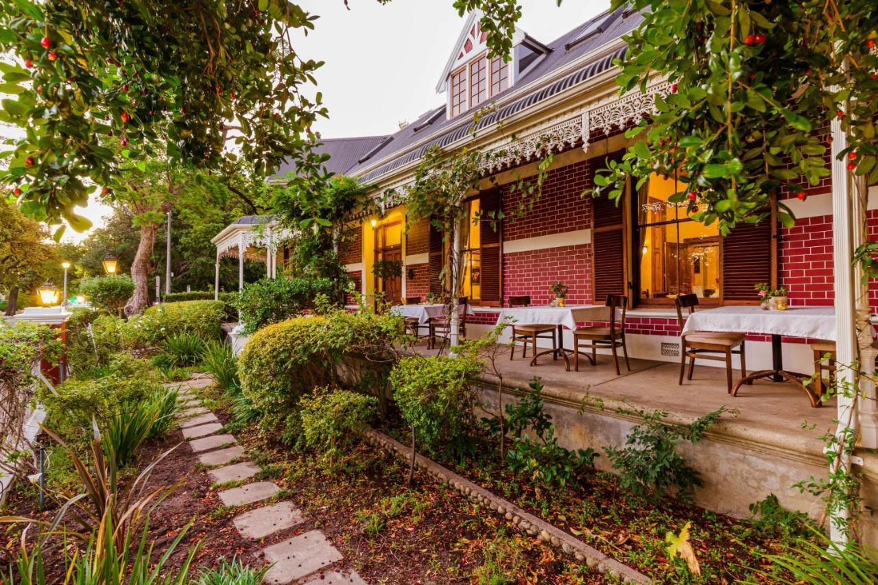 סטלנבוש Roosenwijn Guesthouse מראה חיצוני תמונה