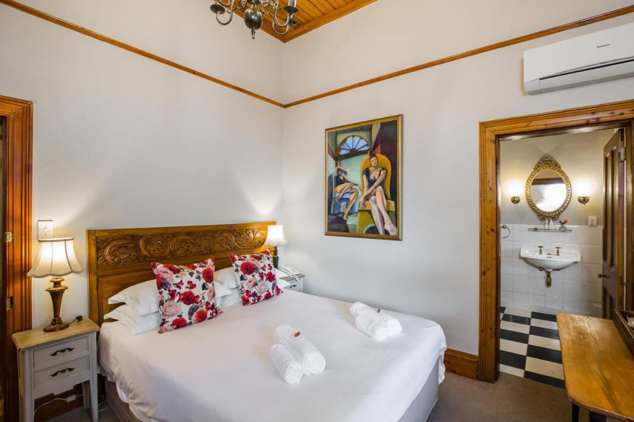 סטלנבוש Roosenwijn Guesthouse מראה חיצוני תמונה