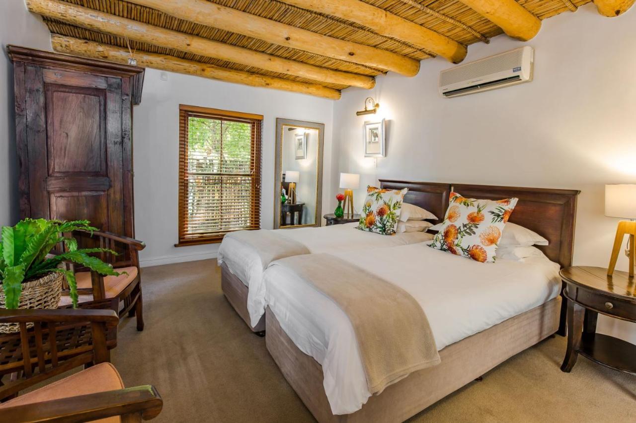 סטלנבוש Roosenwijn Guesthouse מראה חיצוני תמונה